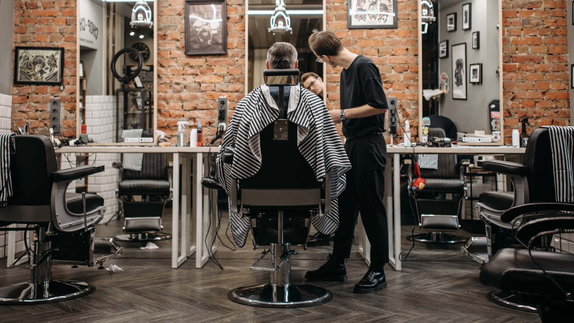 Stand Out in the Crowd with These Barbershop Marketing Ideas